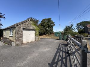 GARAGE AND DRIVEWAY- click for photo gallery